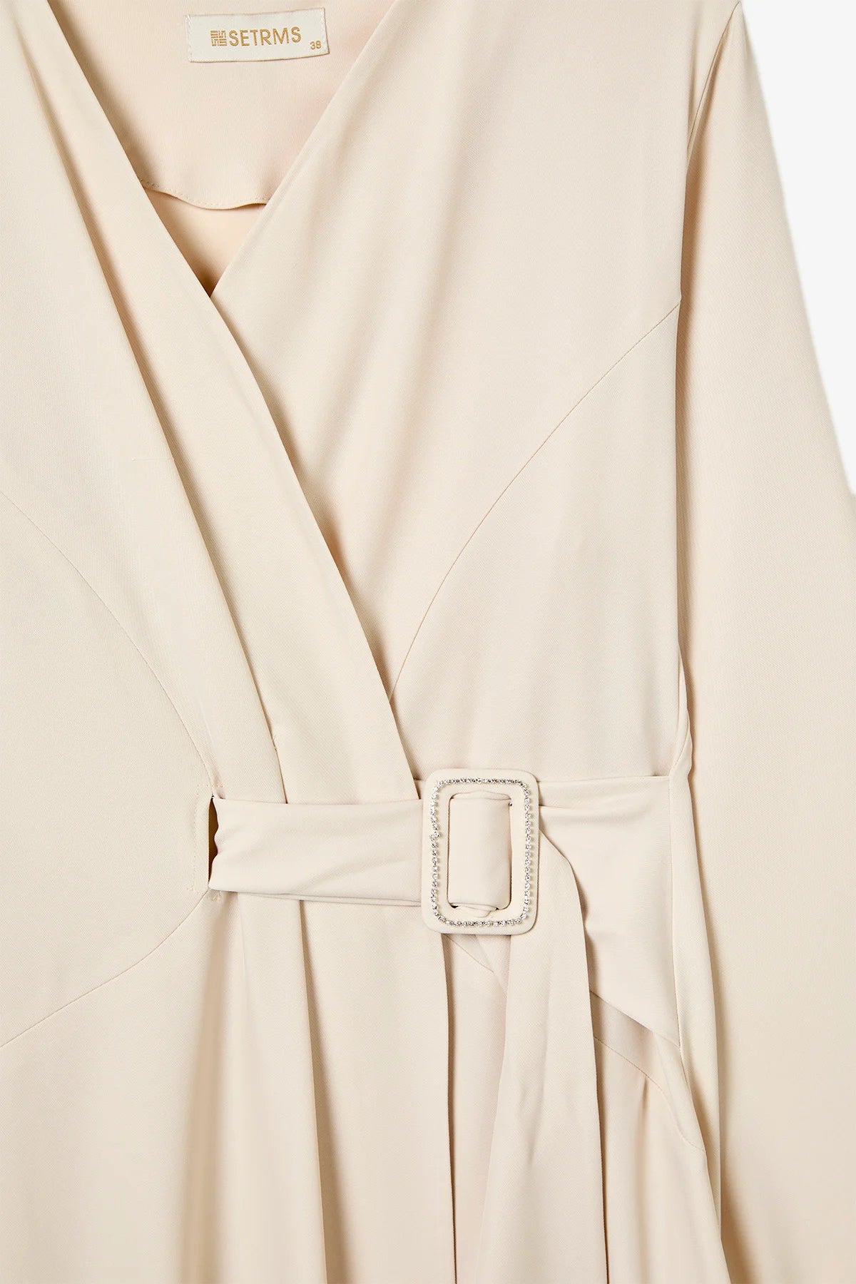 Abaya Ceinturée Écrue à Coupe Croisée