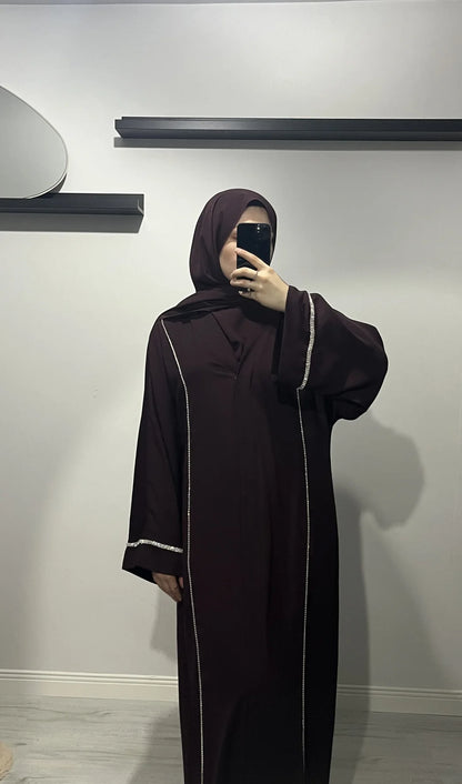 Abaya Prune Foncée avec Détails Argentés