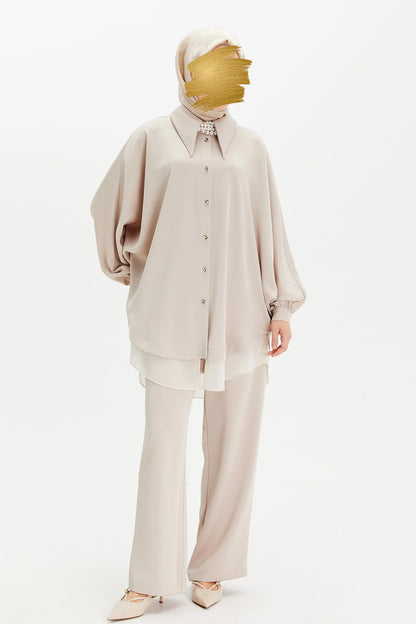 Ensemble Satiné Écru à Chemise Oversize