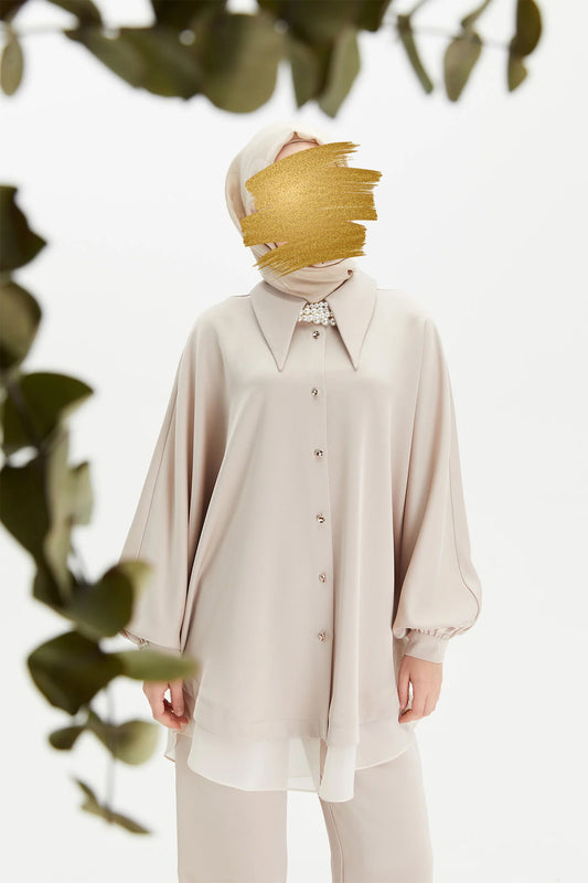 Ensemble Satiné Écru à Chemise Oversize