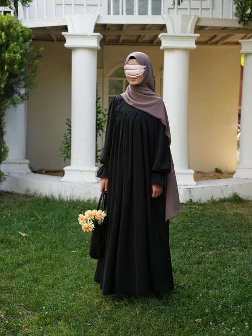 Umniah: Abaya de Lux