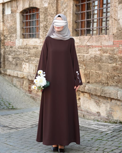 La robe Sare par UMNIAH